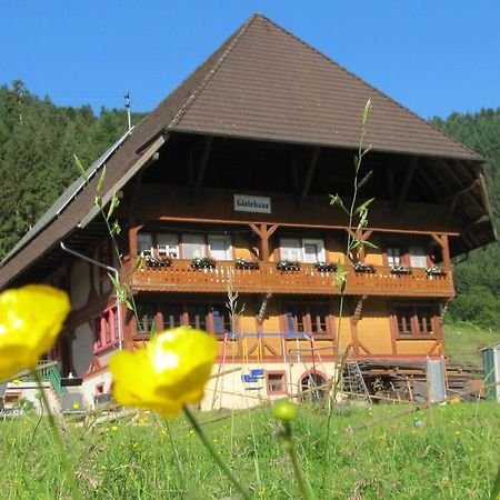 ホテル Waeldebauernhof グータッハ エクステリア 写真